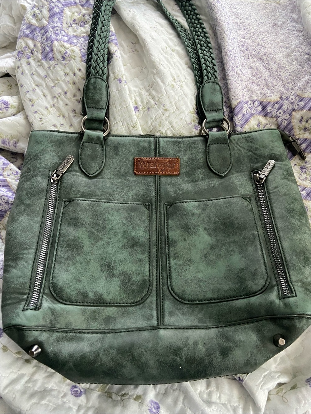 Wrangler Forest Green Faux Leather Tote with Front & Back Pockets - Picture 3 of 6
